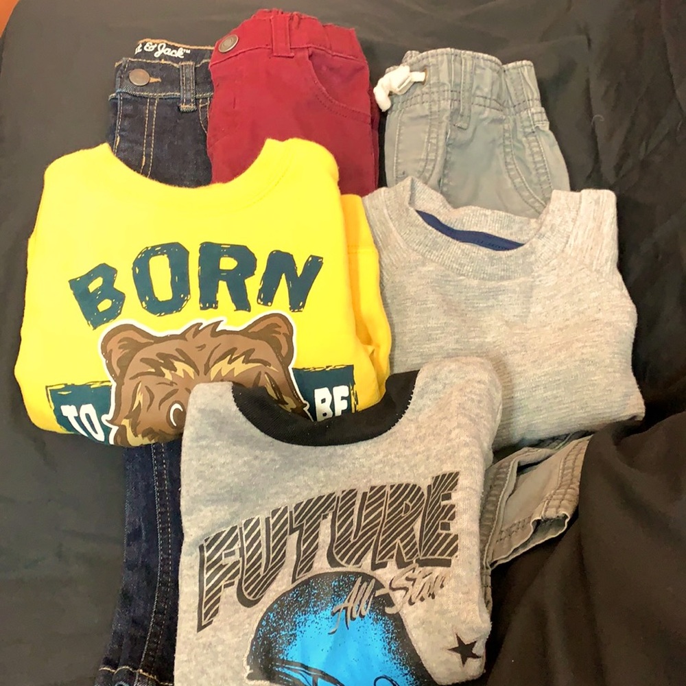 2T Boys Winter 🥶 Bundle 3 pants/3 sweatshirts